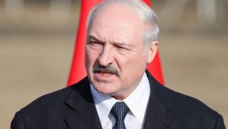 Правителство, Лукашенко, търговец на оръжие