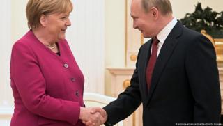 Süddeutsche Zeitung: Визита, Меркел, Русия, ос Берлин-Москва