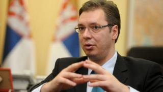 На 30 април сръбският президент Александър Вучич отново направи редица