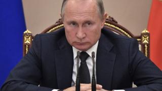 Блумбърг, Путин, стимулира, икономика, 14 милиарда долара