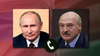 Руският президент Владимир Путин обсъди по телефона с беларуския си