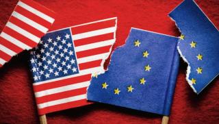 NYT: Доверие, Европа, САЩ, подкопано, Байдън