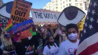 Привърженици, Байдън, обградиха, Белия дом