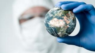 Възможната победа, финансистите, книгата на Шваб,