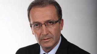 Емил Костадинов, безусловно оттегляне, Нинова, БСП