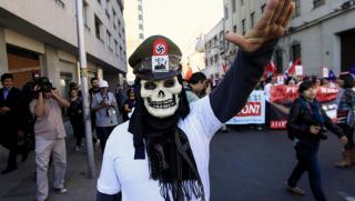 Рон Пол, фашизъм, маска