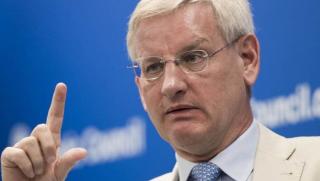 Карл Билд, противодействие, Кремъл, принуди, Русия, презарежзане