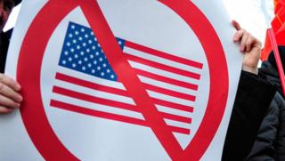 Niezalezna: експерт обясни антиамериканските настроения в Германия с нейните "комплекси"