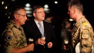 Der Spiegel, Бундесвер, извозва, Афганистан, военна техника, бира