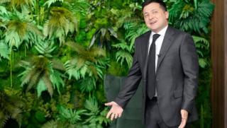 Подмазване, Запада