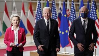 Европа, плаща, единство, САЩ