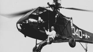 Руски емигрант, американска въздушна мощ