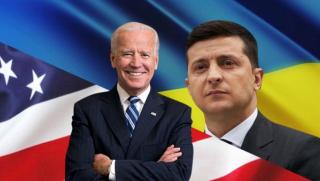 Украинският президент Владимир Зеленски принуждава САЩи да вземат решения които