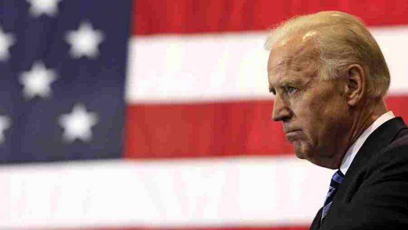 Има известна неяснота относно това кой на кого се е