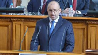 Обръщение на държавния глава Румен Радев към народа и Народното