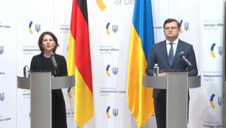 Резултатите от посещението на Аналена Бербок в Киев не изглеждат