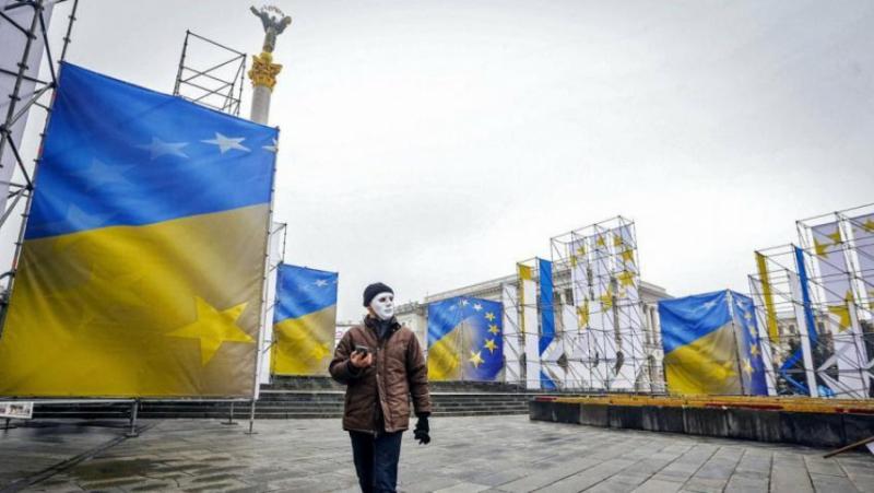 Запад, Украйна: Аз те родих, аз ще те и убия