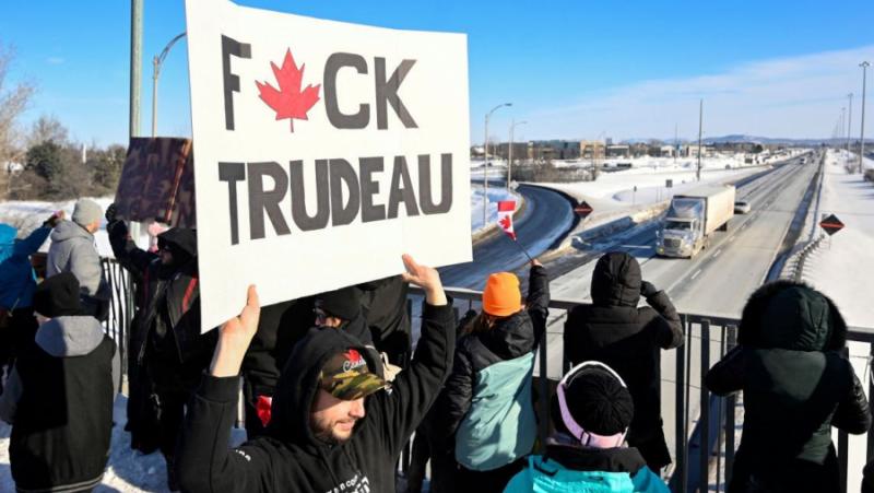 На 29 януари в канадската столица Отава пристигнаха десетки хиляди