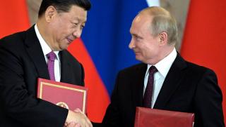 В петък 4 февруари руският президент Владимир Путин и китайският