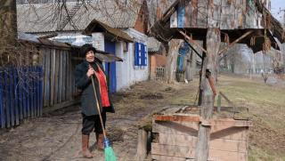 Жители на отдалеченото украинско село Благовищенка което граничи с Русия