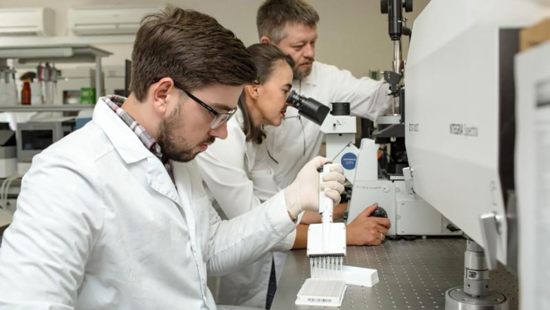 Русия успя да преодолее кризата в науката, възникнала през 90-те