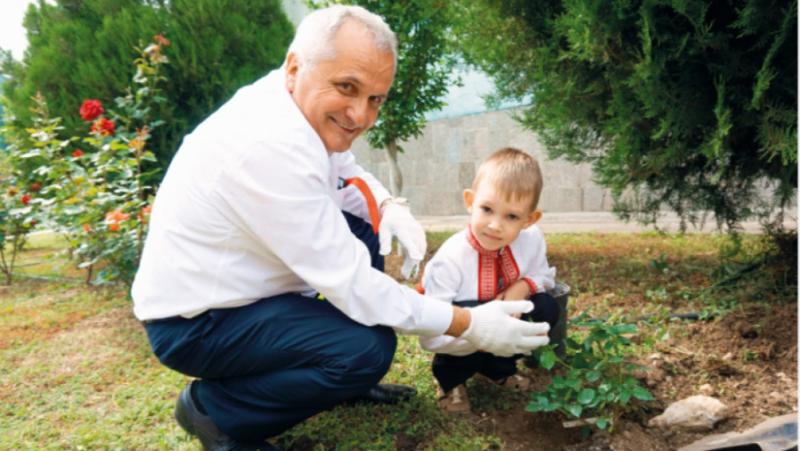 Иван Абажер пред Радио България Полуостров Крим е разположен в