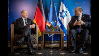 Германският канцлер Олаф Шолц се срещна с израелския премиер Нафтали