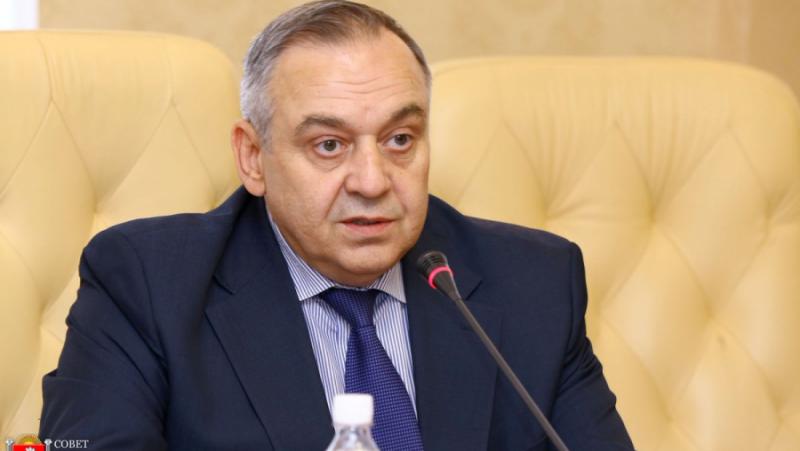 Георгий Мурадов, постоянен представител на Република Крим при президента, заместник