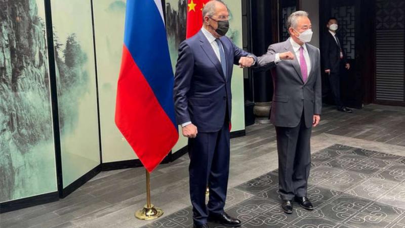 Русия, Китай и техните съмишленици ще се движат заедно към