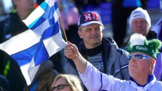 Финландският парламент гласува с мнозинство 56 от списъка с депутати