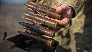 България и още пет държави продават съветски оръжия на американската