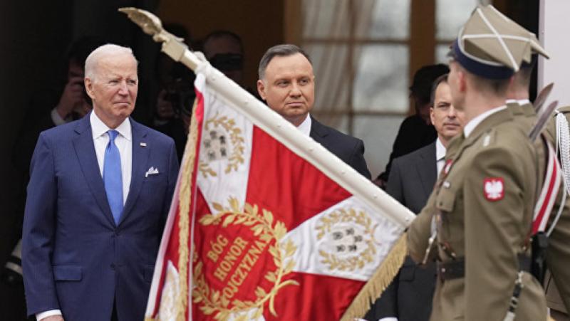 Сега, когато Полша и Румъния провеждат опасни учения“ близо до