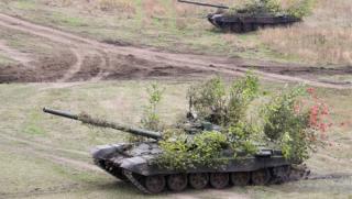 Полските власти изпратиха над 200 танка Т 72 и няколко десетки