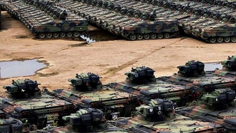 Западните страни продължават да затрупват Украйна с оръжия и го