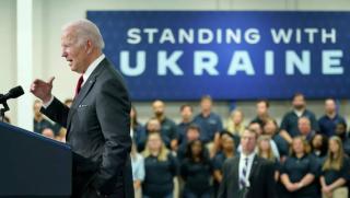 Белият дом поддържа дистанция между САЩ и Украйна използвайки Киев