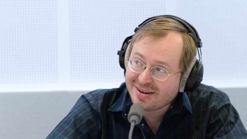 Някак наскоро, късно през нощта, се разхождах по улица Столешников“