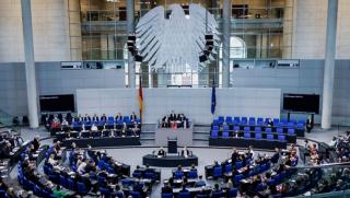 Бундестагът на Германия прие закон за изменение на конституцията на