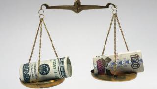 Долар, пет рубли, Русия, глобална инфлация