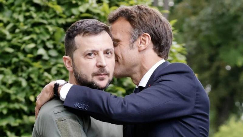 След втория тур на парламентарните избори във Франция Еманюел Макрон