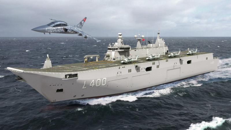 Турция започна изпитания на универсалния десантен кораб (УДК) “Анадолу. Това