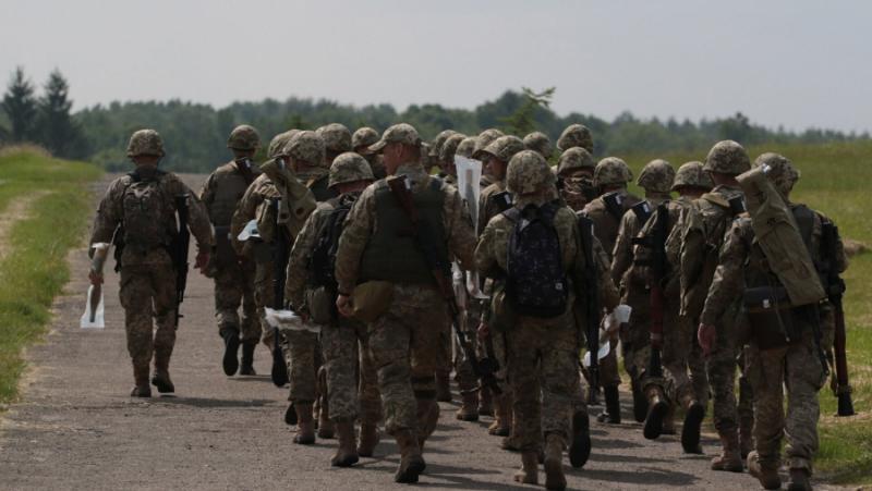 Украйна обяви подготовката на милионна армия, която да атакува освободените
