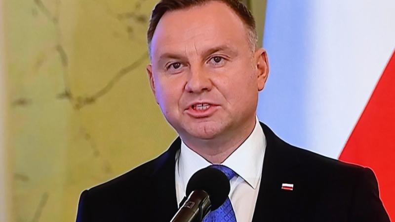 Украйна трябва официално да признае Бандера и Шухевич не за