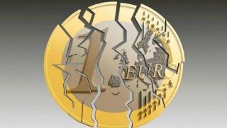 Европейската валута преживява трудни времена Еврото падна до стойностите от