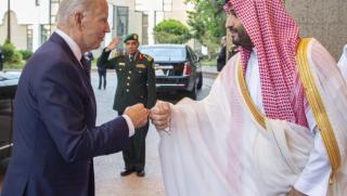 Посещението на Джо Байдън в Саудитска Арабия показа че американският
