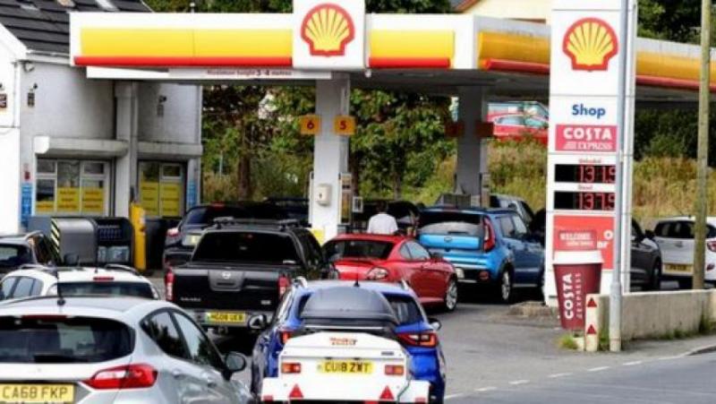 Джо Байдън обещава да определи цената на руския петрол под