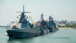 Анализаторите продължават да обсъждат новата Военноморска доктрина подписана от президента