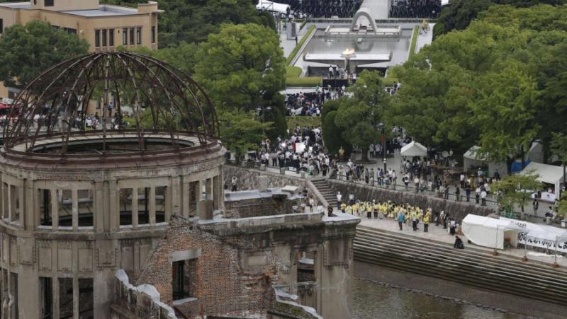 Америка може само да бъде принудена да се покае пред