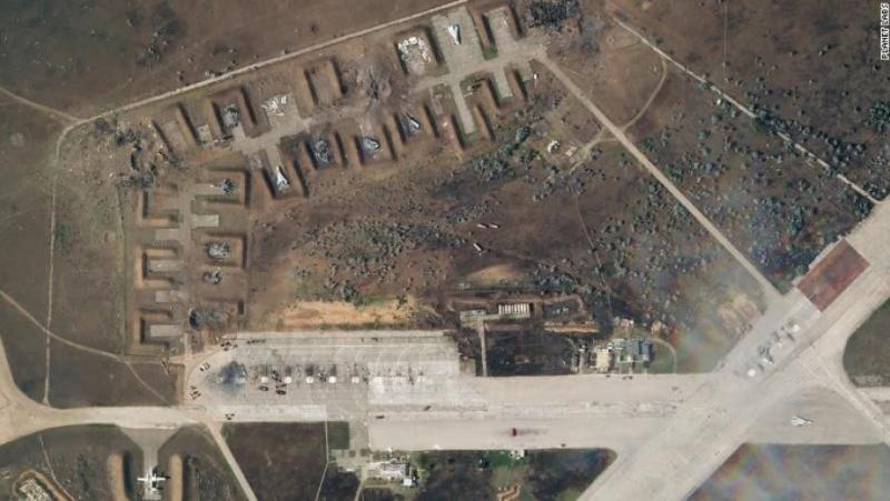Масираната атака срещу руска военновъздушна база в Крим е дело