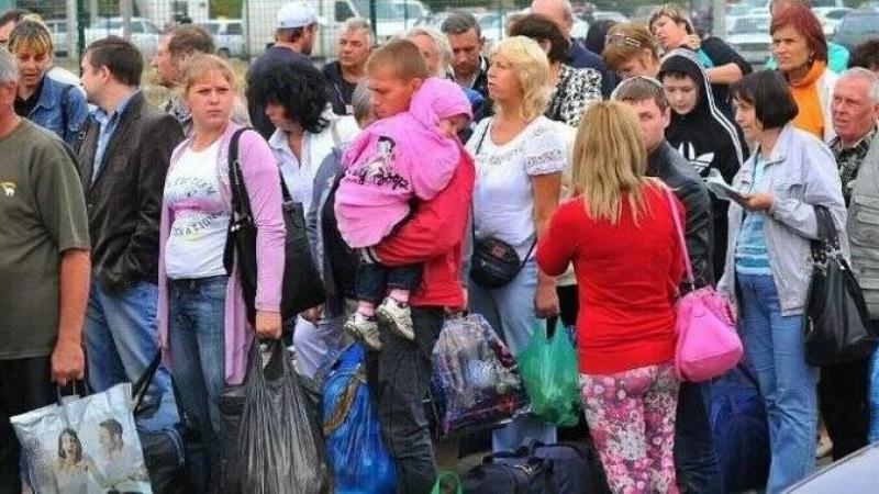 Украинските бежанци които пристигнаха в Испания през април започват да