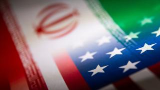 Защо Западът гледа с надежда в устата на иранския външен